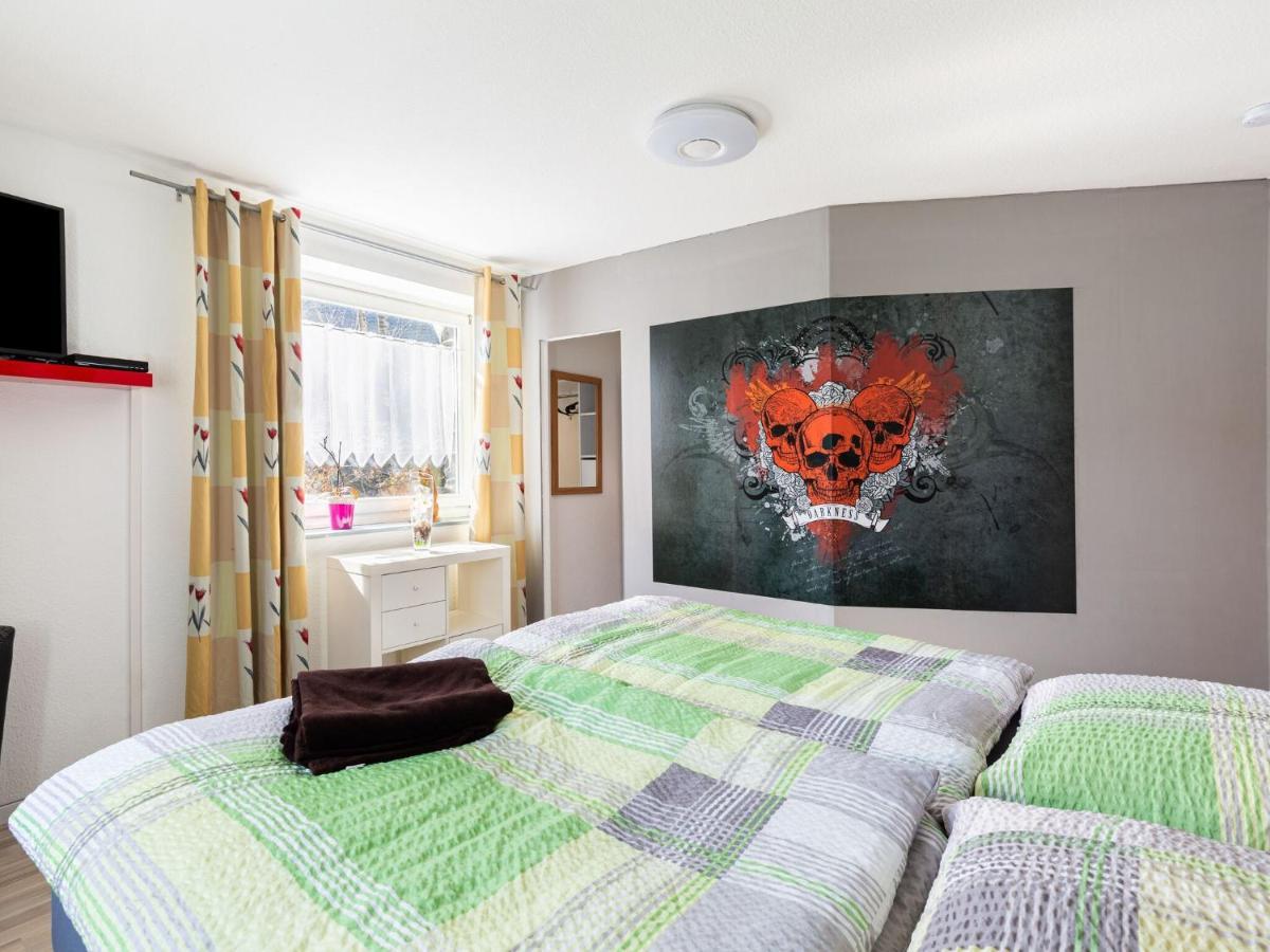Comfortable apartment in Monschau-Höfen with private garden Alzen Exterior foto